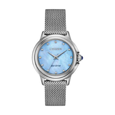Taking the CITIZEN ladies collections to a new level with a contemporary jewelry inspired timepiece featuring a subtle case construction highlighting the brand itself. A smooth design with the added accent of a blue spinel cabochon crown. Seen here in stainless steel with a mesh bracelet and light blue Mother-of-Pearl diamond decorated dial. Featuring our Eco-Drive technology – powered by light, any light. Never needs a battery. Caliber number E031.